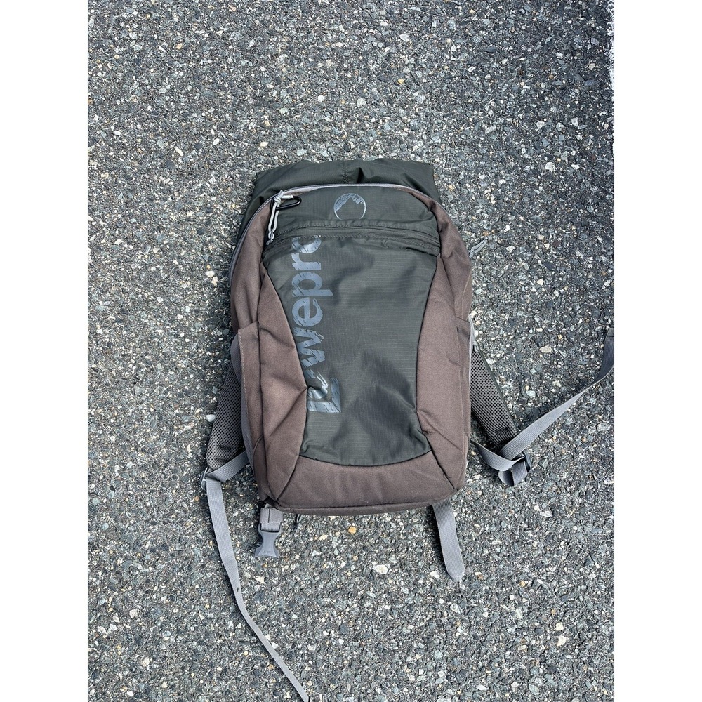 LowePro Photo Hatch 16L AW Backpack Gray